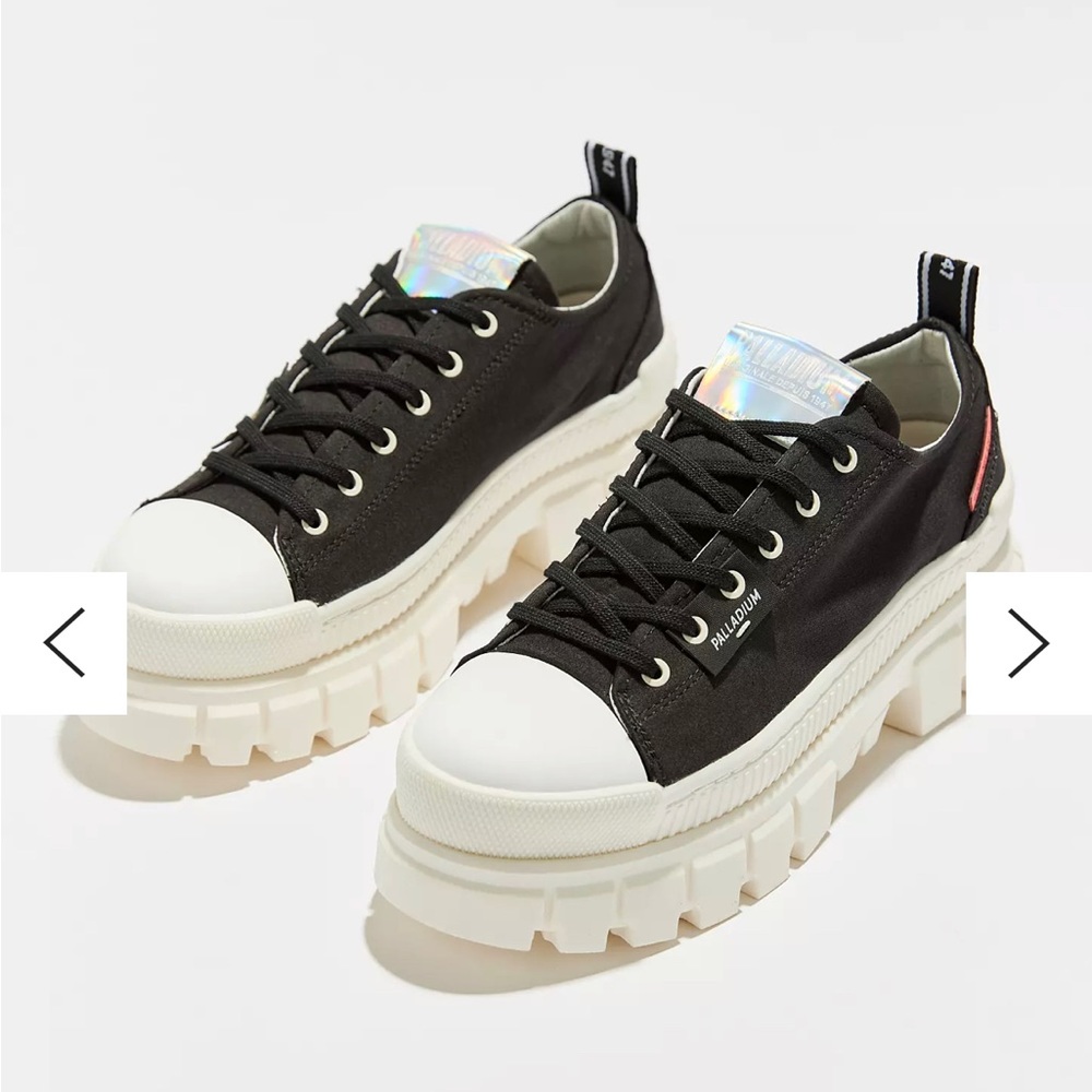 Palladium Revolt Lo TX Platform Lug Sole Sneakers